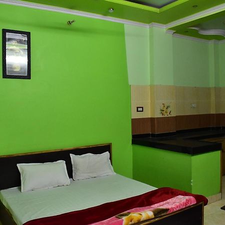 Rtc Guest House 萨瓦伊马多普尔 外观 照片
