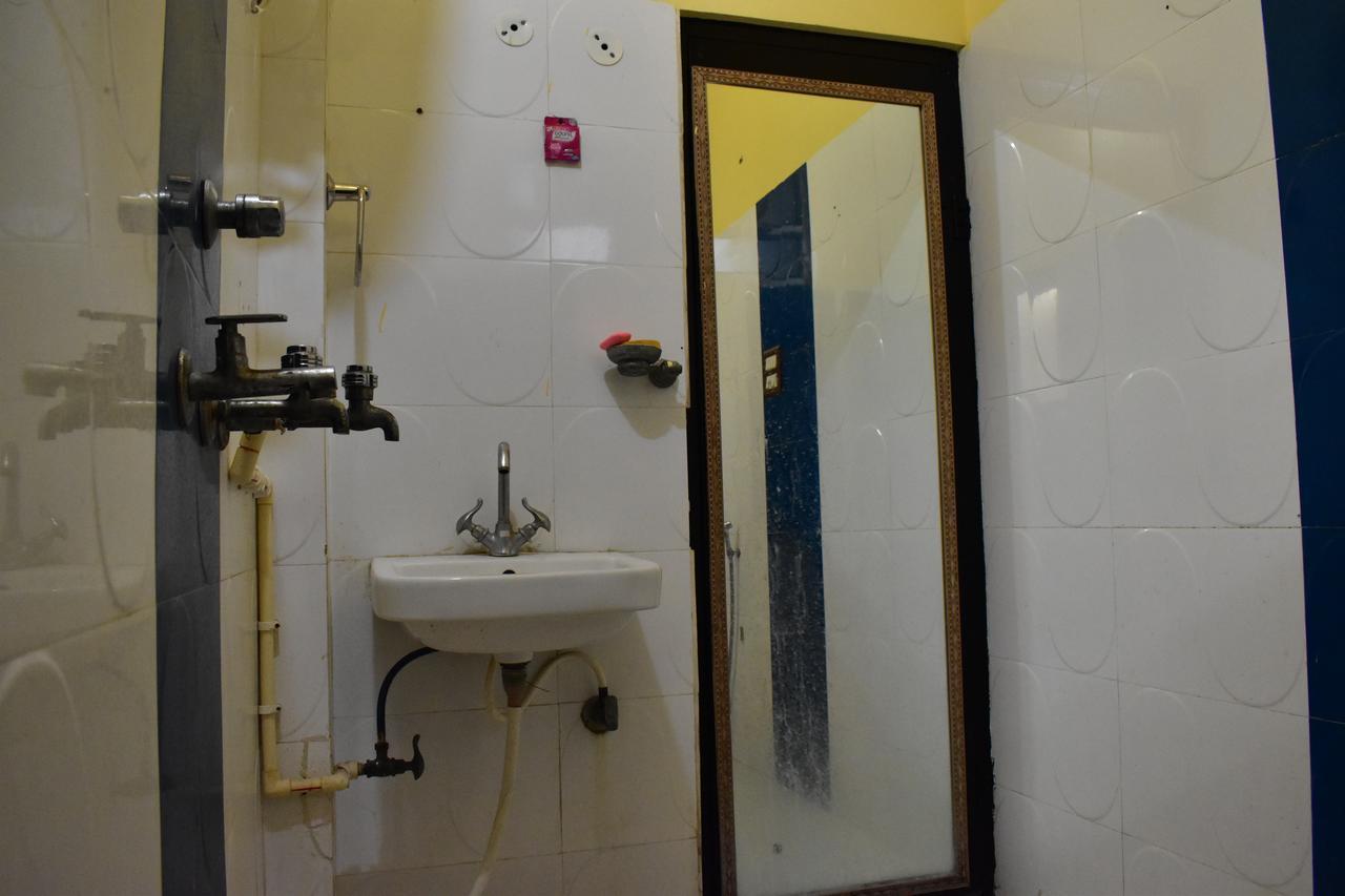 Rtc Guest House 萨瓦伊马多普尔 外观 照片